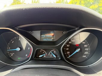 Ford Focus 1,6Tdci 85kW r.v.2011 Serviska - 9