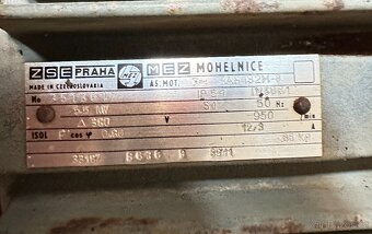 Třífázový elektromotor 400V 0.37 0.55 1.1 1.5 2.2 4 5.5kW - 9