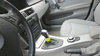 BMW Řada3 2,0 320d - 9
