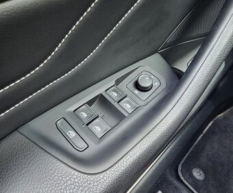 VW Passat Variant Elegance 2.0 TDI 110 kW 7DSG rv.2020 - 9