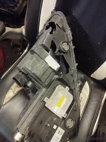 Volkswagen Passat B7 lampa - 9