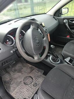Renault Megane - 9