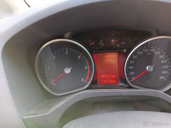 Ford s max 2.0 103 kW 2009 - 9