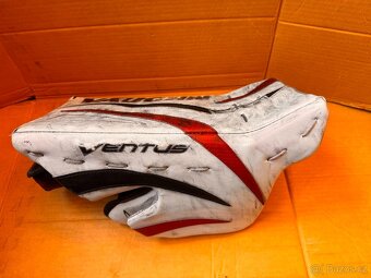 BRANKÁŘSKÁ LAPAČKA A VYRÁŽEČKA VAUGHN VENTUS SR. - 9