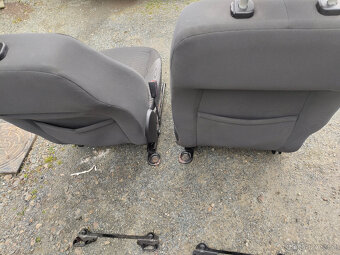 Sedačky, tapeci Focus III - hatchback - 9