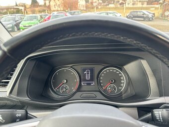 VW Transporter T6.1 2,0 Tdi Long Křídla 1.maj LED DPH - 9