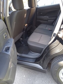 Mitsubishi ASX - 9