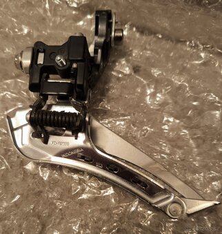 Shimano Claris komponenty - 9