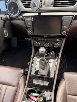 Š.Superb 3/4x4/140kw/L&K/TOP výbava - 9