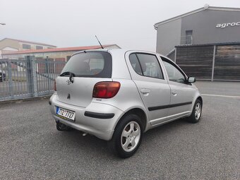yaris 1.0 top stav - 9