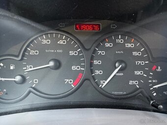 Peugeot 206 - 9