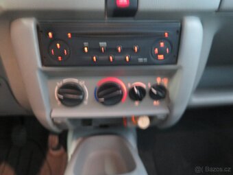 Renault Kangoo 1.6 16V 70kW, klima, tažné - 9