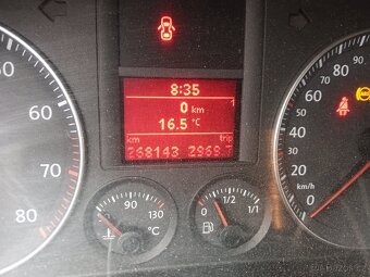 VW Golf 5 LPG 1.6 - 9