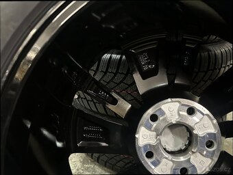 Nová zimní ALU sada kol, 18" LEXUS LBX orig. - 9