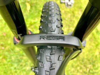 Specialized EPIC 29" M karbonový kokpit - 9