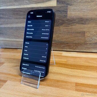 IPhone 16 Pro 256GB, černý (12 měsíců záruka) - 9