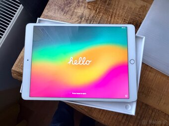 iPad Pro  10.5 64GB Wifi - 9