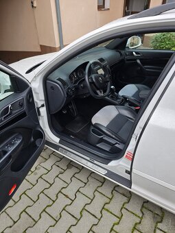 Škoda Octavia 2 FL RS Combi - 9