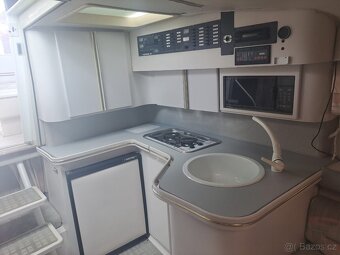 Kajutová motorová loď Wellcraft Grand sport 34 - 9