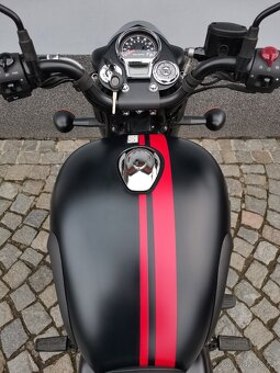 Royal Enfield  Classic 350 - 9