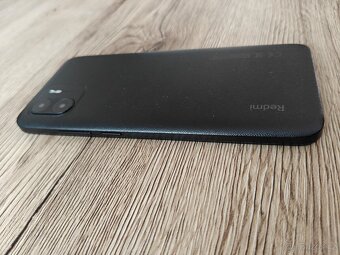 Xiaomi Redmi A2 2 GB / 32 GB / GPS - 9