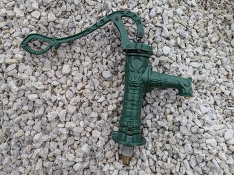 Dekorativní zdobená pumpa - 9