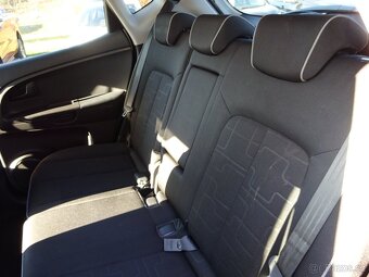 Kia Venga 1,4 CRDi ,garance km - 9