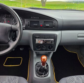 Škoda Octavia 1.9 TDI 66KW/90PS - 9