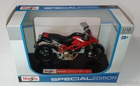 Sada modelů Ducati 1:18 - 9