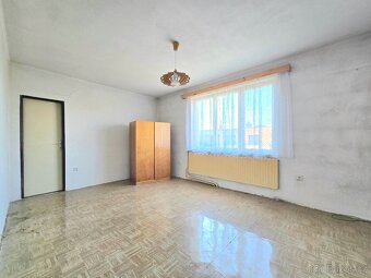Prodej, rodinný dům, 713 m2, Černožice, okres Hradec Králové - 9