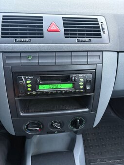 Skoda Fabia 1.4 -2003-Nova Stk - 9