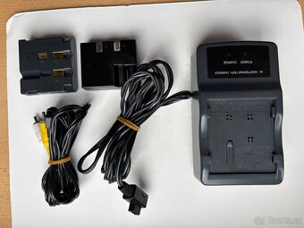 Sharp VIEWCAM Hi-Fi 8 Monaural - 9