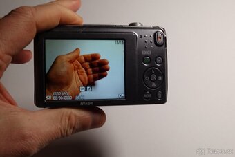 Nikon Coolpix S3700 - 9