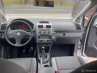 VW Touran 1.9 TDI, servisováno,tažné zařízení - 9