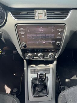 Škoda Octavia 3 facelift kombi 1.5tsi 110kw manual - 9