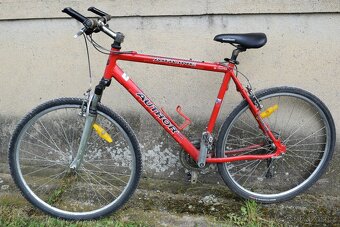 Trekové kolo AUTHOR Airline vel. L - 22, kola 28 - 9