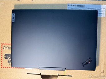 Nový Thinkpad T14s Gen 5 Ultra7 155U - 9