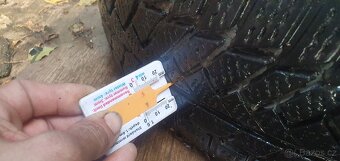 205/60 R16 - Sada ZIMNÍCH PNEU. Continental. Brno - 9