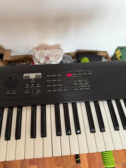 Korg TR76 - 9