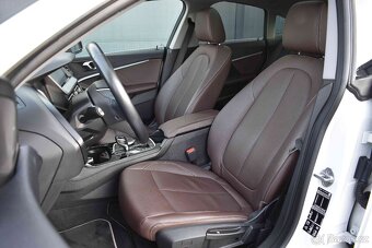BMW 220d xDrive LUXURY PANORAMA HEAD UP DPH ČR 1.MAJITEL - 9
