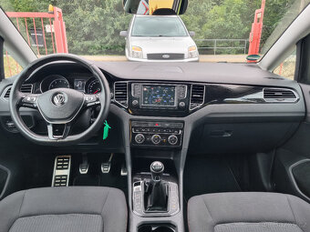 Volkswagen Golf Sportsvan 1,4 TSI Sound, KAMERA, VÝHŘEV SKLA - 9