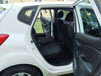 Hyundai ix20 1.6 benzín 6Kvalt,KOUP. ČR,CEBIE,PO SERVISU - 9