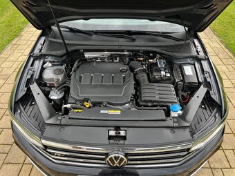 ✅ VW Passat R-Line 2.0TDI 110kw DSG7 IQ Lights Ťažné Servis - 9