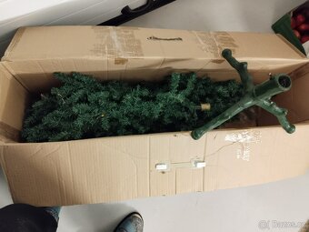 Vánoční stromek a svícny - 9