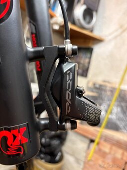 Nové hydraulické brzdy SRAM Code R + kotouče 200mm - 9