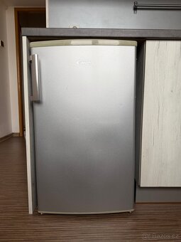 Lednička s mrazákem - 9