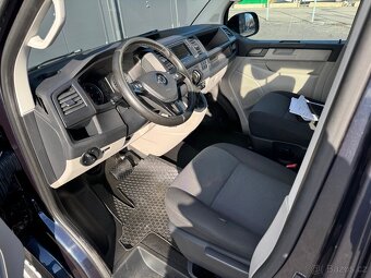 VW Transporter Kombi LR DSG 140 -2015 počet míst 5 - 9