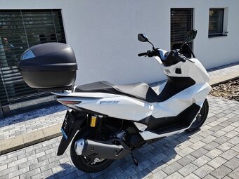 Honda Pcx 125 Dx -ČR 6let záruka Bílá - 9
