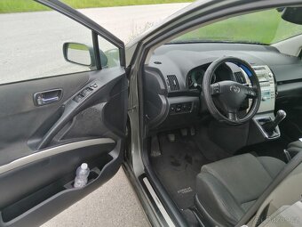 Toyota Corrola verso - 9