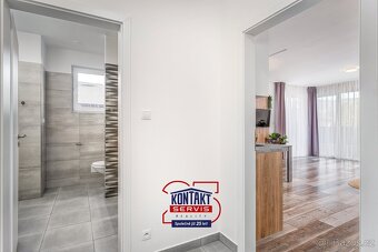 Prodej luxusního apartmánu 3+KK se saunou, terasou a zahrado - 9